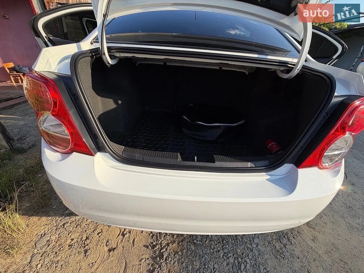 2012 Chevrolet Aveo - мініатюра 13