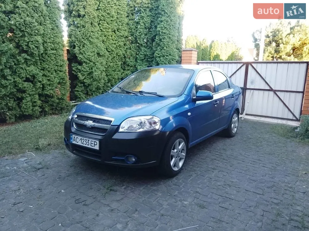 2011 Chevrolet Aveo - фото 1