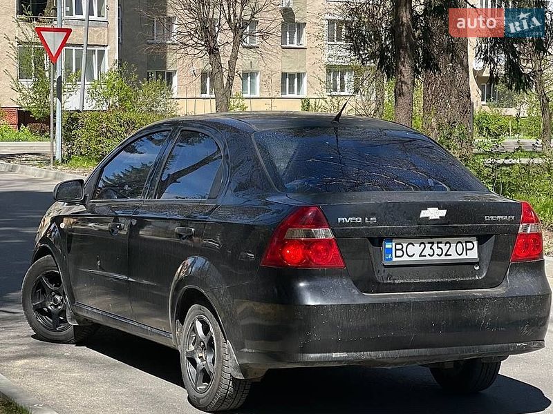 Седан Chevrolet Aveo 2006 в Моршине