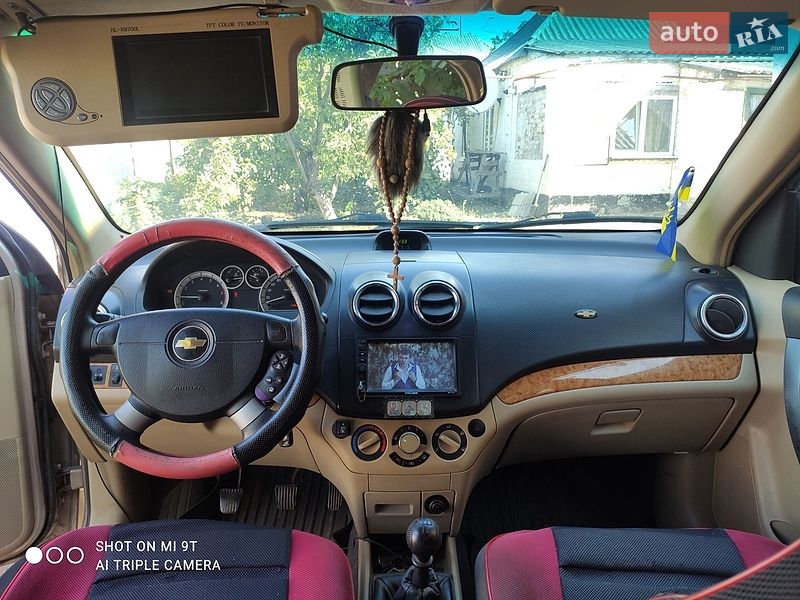 Седан Chevrolet Aveo 2008 в Днепре