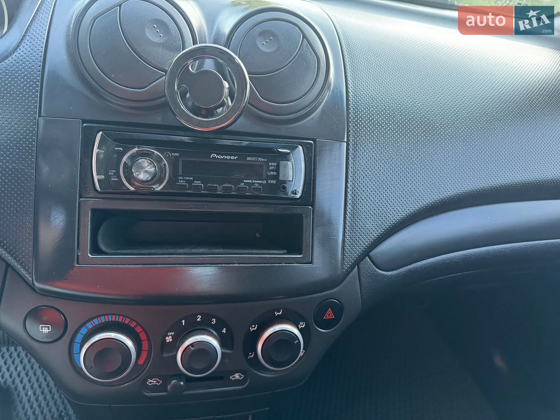 2012 Chevrolet Aveo - мініатюра 32