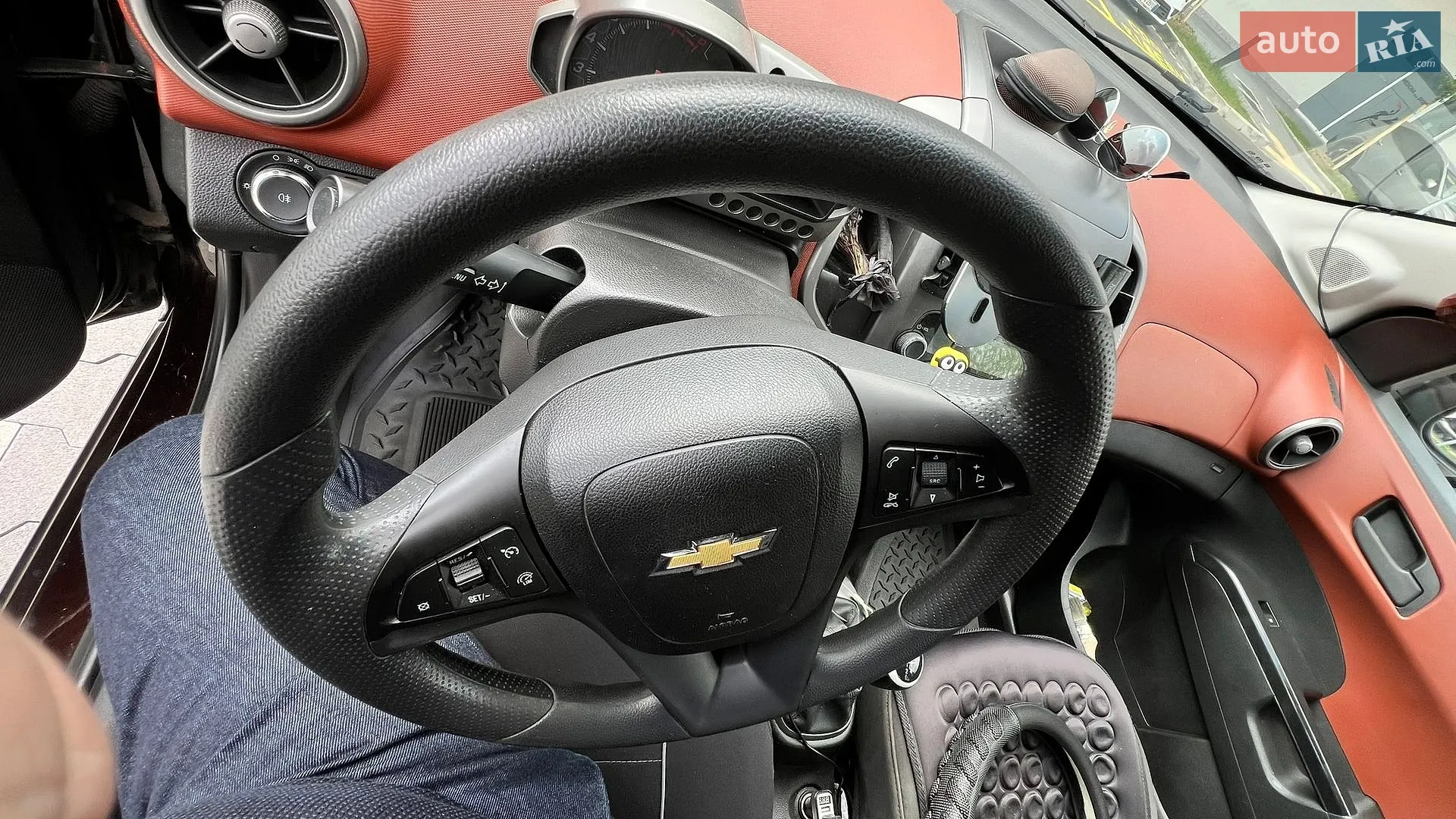 2013 Chevrolet Aveo - мініатюра 23