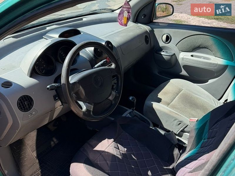 Седан Chevrolet Aveo 2005 в Харькове