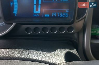 Седан Chevrolet Aveo 2012 в Львове