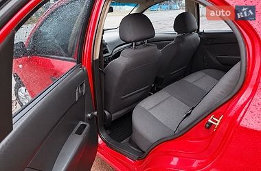 Седан Chevrolet Aveo 2006 в Харькове