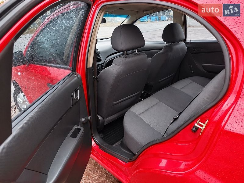 Седан Chevrolet Aveo 2006 в Харькове