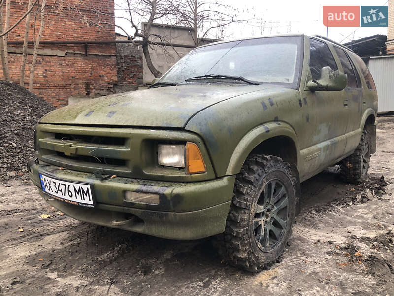 Внедорожник / Кроссовер Chevrolet Blazer 1996 в Харькове