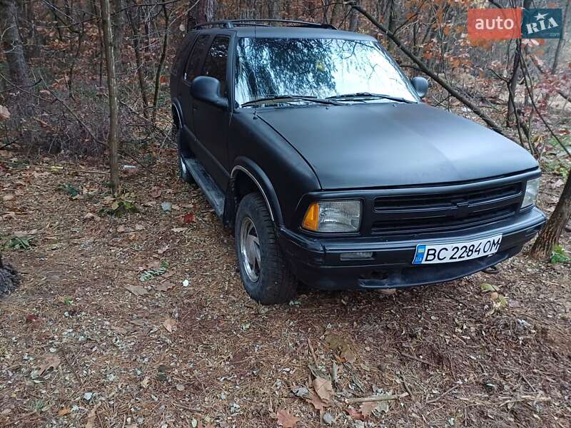 Позашляховик / Кросовер Chevrolet Blazer 1995 в Жовкві фото 5 Позашляховик / Кросовер Chevrolet Blazer 1995 в Жовкві