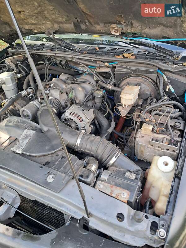 Позашляховик / Кросовер Chevrolet Blazer 1995 в Південному