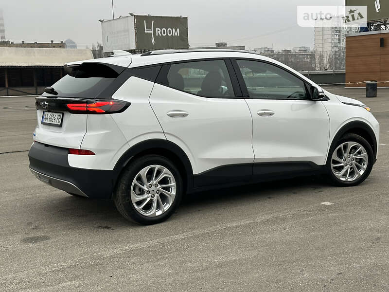 Позашляховик / Кросовер Chevrolet Bolt EUV 2023 в Києві