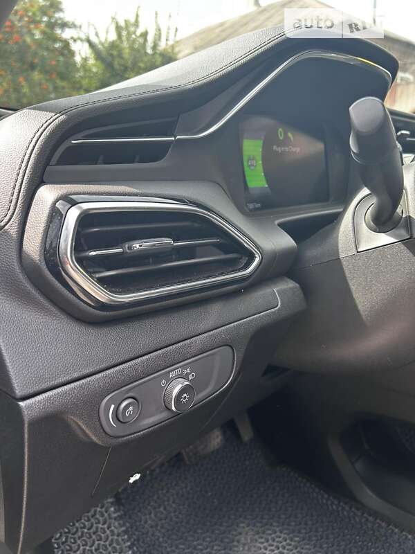 Позашляховик / Кросовер Chevrolet Bolt EUV 2023 в Запоріжжі