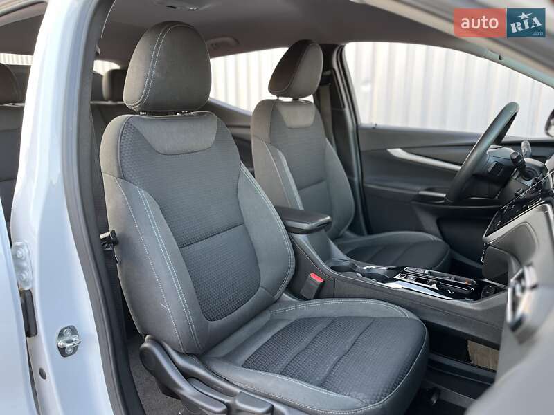 Позашляховик / Кросовер Chevrolet Bolt EUV 2023 в Дніпрі фото 11 Позашляховик / Кросовер Chevrolet Bolt EUV 2023 в Дніпрі