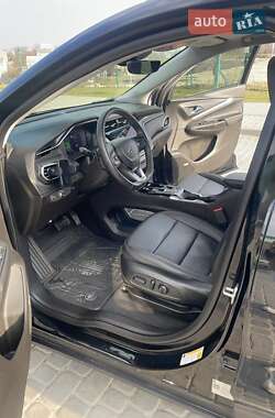 Позашляховик / Кросовер Chevrolet Bolt EUV 2023 в 