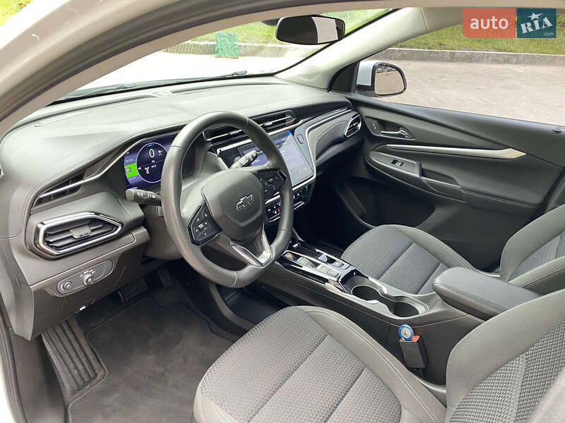 Позашляховик / Кросовер Chevrolet Bolt EUV 2021 в Житомирі