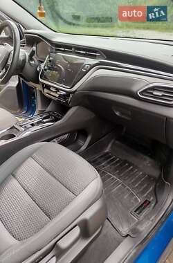 Позашляховик / Кросовер Chevrolet Bolt EUV 2023 в 