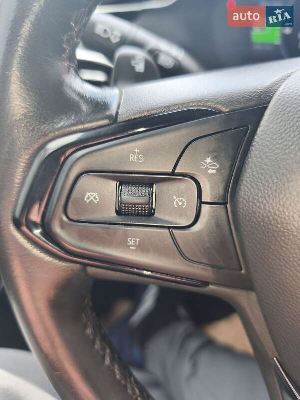 Позашляховик / Кросовер Chevrolet Bolt EUV 2021 в Києві фото 23 Позашляховик / Кросовер Chevrolet Bolt EUV 2021 в Києві