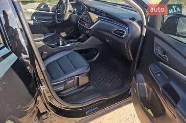 Хэтчбек Chevrolet Bolt EUV 2022 в 