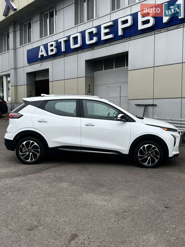 Хетчбек Chevrolet Bolt EUV 2023 в Одесі