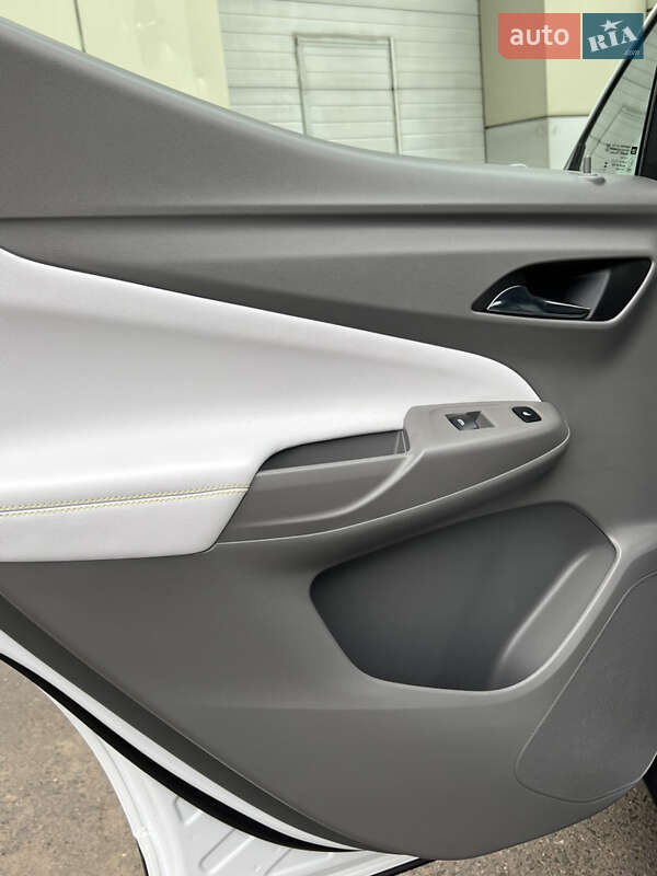 Хетчбек Chevrolet Bolt EUV 2023 в Одесі