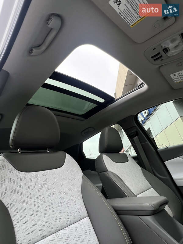 Хетчбек Chevrolet Bolt EUV 2023 в Одесі