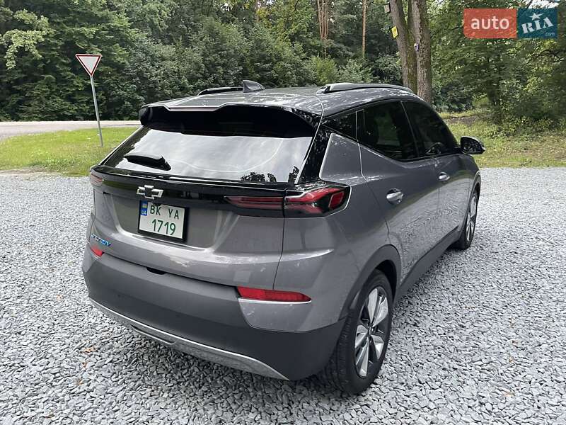 Позашляховик / Кросовер Chevrolet Bolt EUV 2022 в Радивиліві