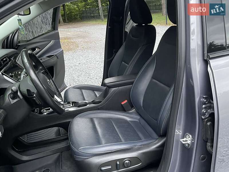 Позашляховик / Кросовер Chevrolet Bolt EUV 2022 в Радивиліві