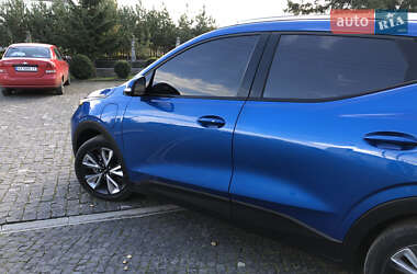 Позашляховик / Кросовер Chevrolet Bolt EUV 2022 в 