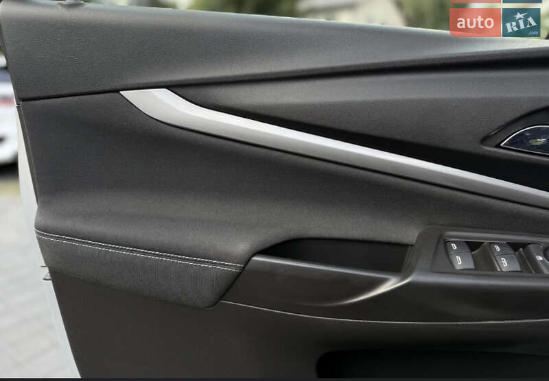 Позашляховик / Кросовер Chevrolet Bolt EUV 2022 в Львові