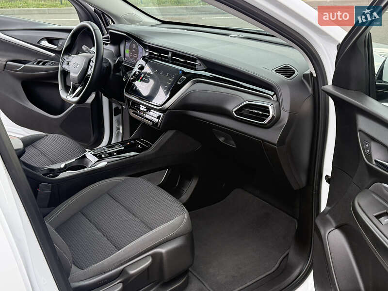 Хэтчбек Chevrolet Bolt EUV 2023 в Ровно фото 10 Хэтчбек Chevrolet Bolt EUV 2023 в Ровно