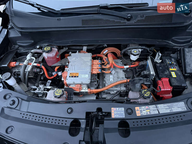 Внедорожник / Кроссовер Chevrolet Bolt EUV 2021 в Хусте