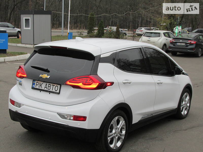 Хетчбек Chevrolet Bolt EV 2017 в Києві