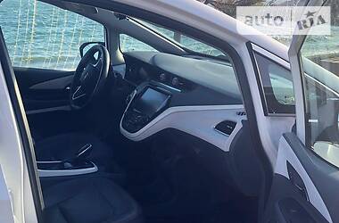 Хетчбек Chevrolet Bolt EV 2017 в 