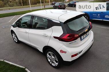 Хэтчбек Chevrolet Bolt EV 2017 в Киеве