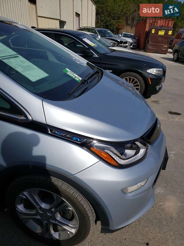 Хетчбек Chevrolet Bolt EV 2017 в Покрові