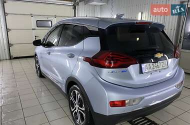 Хэтчбек Chevrolet Bolt EV 2017 в 