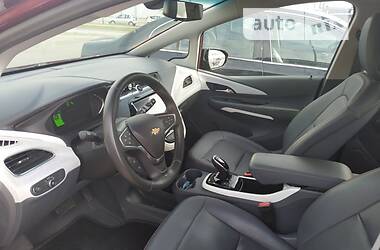 Хэтчбек Chevrolet Bolt EV 2017 в 