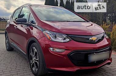 Хэтчбек Chevrolet Bolt EV 2017 в 