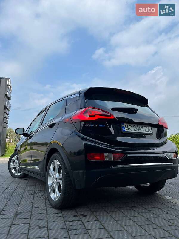 Хэтчбек Chevrolet Bolt EV 2018 в Стрые
