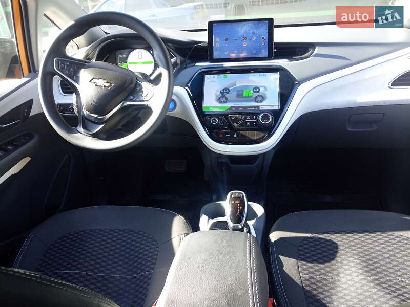 Хетчбек Chevrolet Bolt EV 2017 в Могилів-Подільському