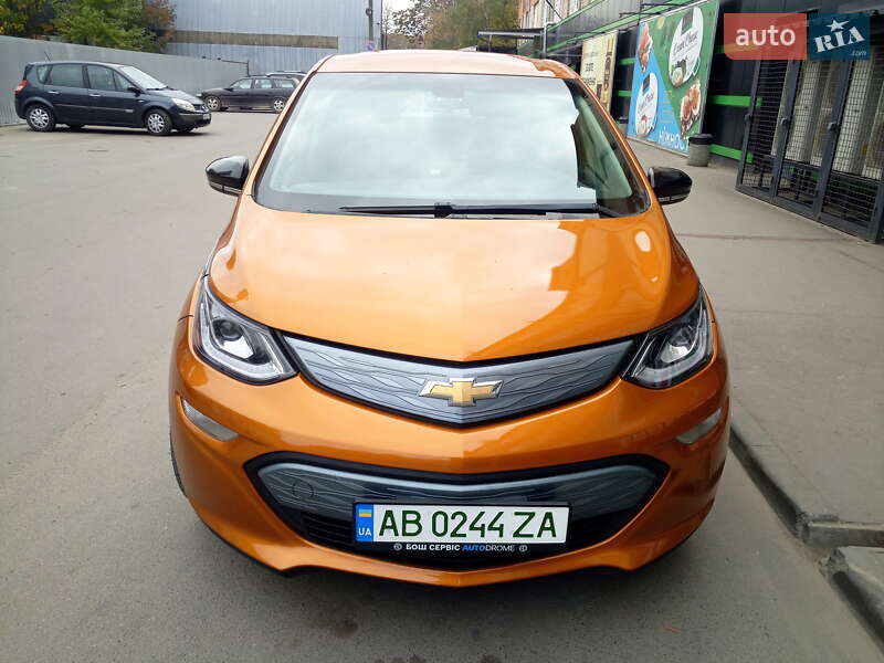 Хетчбек Chevrolet Bolt EV 2017 в Могилів-Подільському
