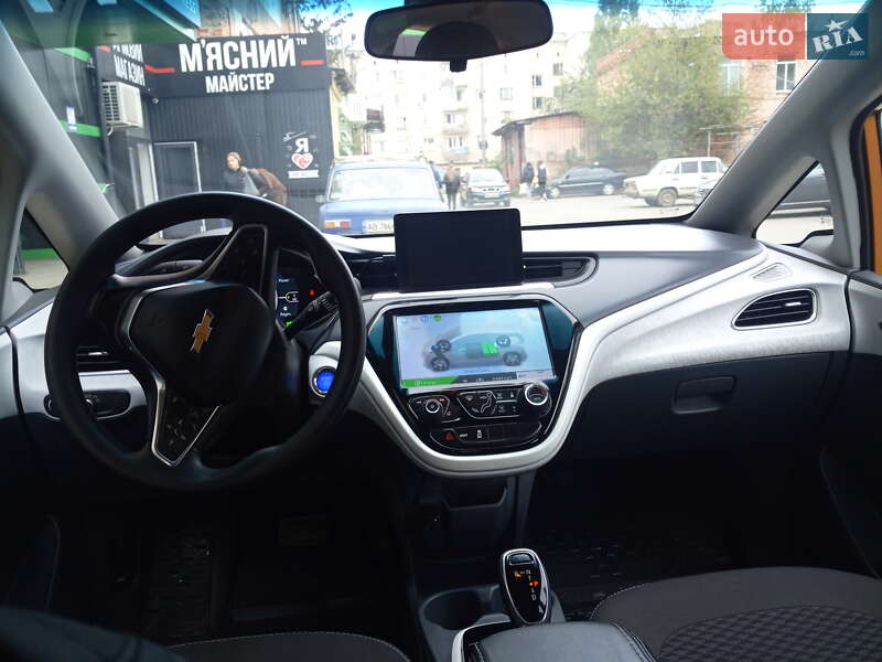 Хетчбек Chevrolet Bolt EV 2017 в Могилів-Подільському