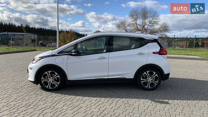 Хэтчбек Chevrolet Bolt EV 2020 в Каменском