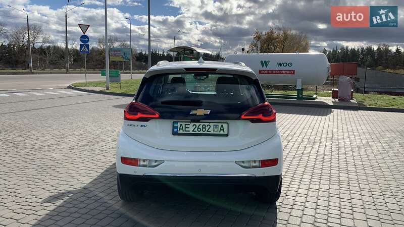 Хэтчбек Chevrolet Bolt EV 2020 в Каменском