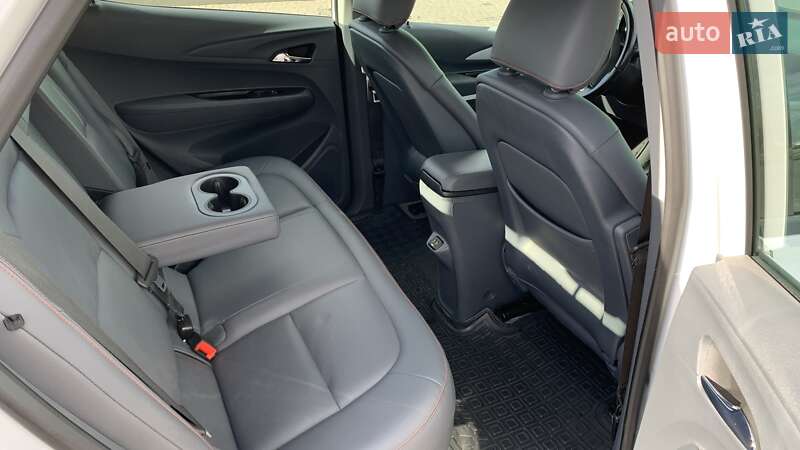 Хэтчбек Chevrolet Bolt EV 2020 в Каменском