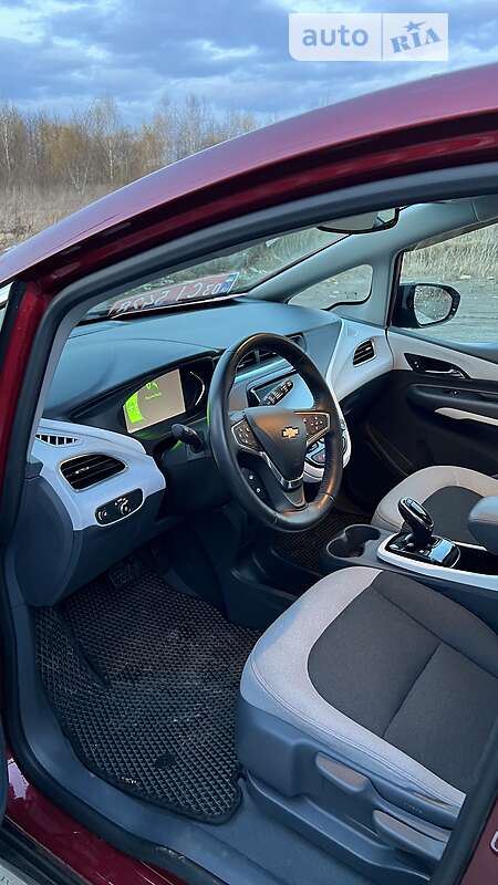Хэтчбек Chevrolet Bolt EV 2017 в Луцке