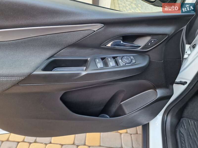 Хэтчбек Chevrolet Bolt EV 2021 в Виннице