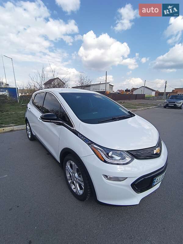 Хэтчбек Chevrolet Bolt EV 2019 в Киеве