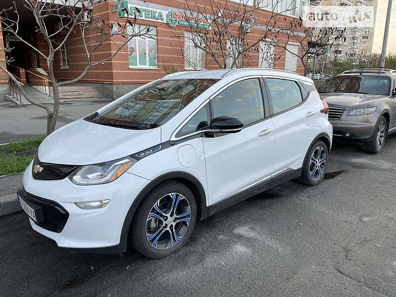 Хэтчбек Chevrolet Bolt EV 2017 в Виннице