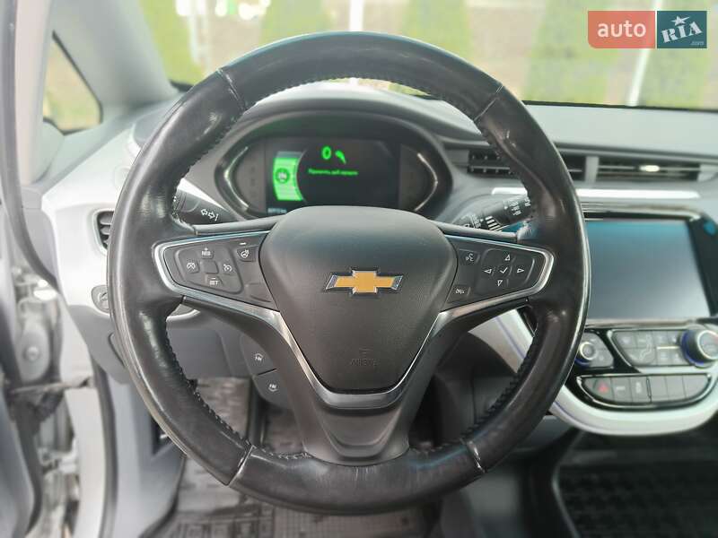 Хэтчбек Chevrolet Bolt EV 2017 в Львове фото 7 Хэтчбек Chevrolet Bolt EV 2017 в Львове