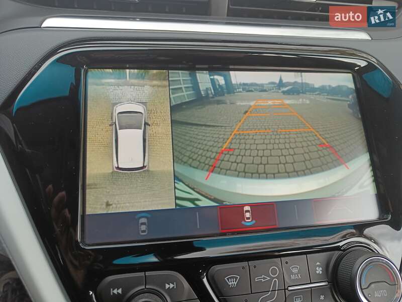 Хэтчбек Chevrolet Bolt EV 2017 в Львове фото 12 Хэтчбек Chevrolet Bolt EV 2017 в Львове